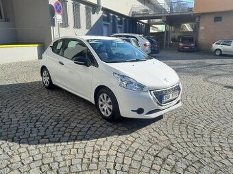 Peugeot 208 1,2i 60KW