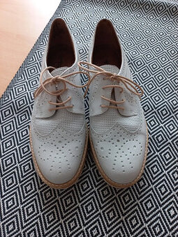 Kožené polobotky Tamaris