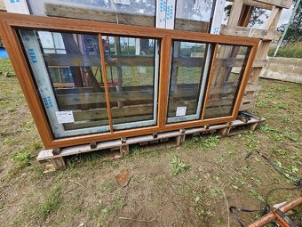 PRODÁM č.8 OKNO 1ks FIXNÍ NOVÉ VEKA 82 dekor dřevo + příčky