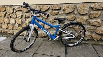 Dětské kolo woom 4 (20") + stojanek a blatniky