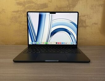 MacBook Air 13" 2024 M3 8GB 256GB, inkoustový, 100% baterie