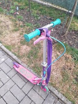 2x dětská koloběžka (fialová a modrá)
