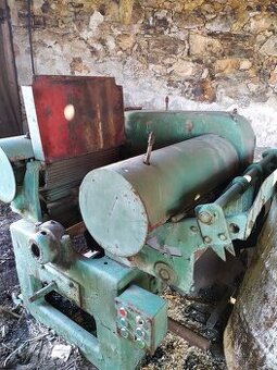 Omítací pila DN 450