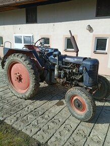 Traktor Zetor 25k - 1