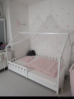 Dětská postel s roštem, s matrací a s ochranou proti vypadnu