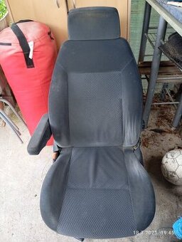 Otočné sedačky