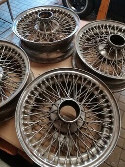 Jaguar e type kola 15