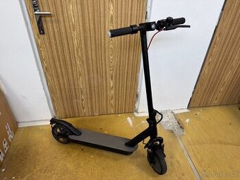 Elektrokoloběžka Sencor S30 - 350W / 30 km / 25 km/h