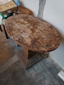 Prodám oválný stůl
