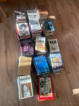 Pozůstalost – cca 140 knih – prodej jako celek