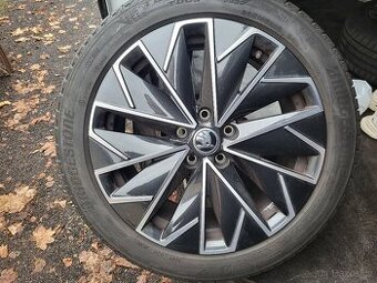 18" Letní Škoda PROPUS Superb III 3V Bridgestone 235/45/18