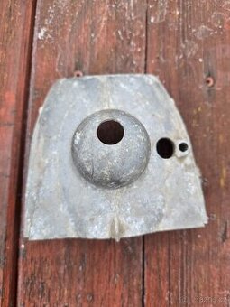 pérák - kryt karburátoru