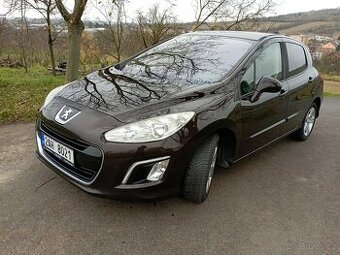 Peugeot 308, 1,6HDi, 82kW, navigace, TZ, čidla přední+zadní