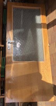 Interiérové dveře prosklené 80x200 pravé