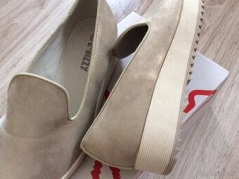 Dámské nové boty, vel.37