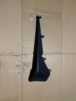 Levý spodní kryt na Honda Forza 125/350