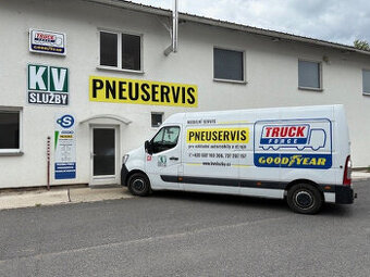 Mechanik pneuservisu