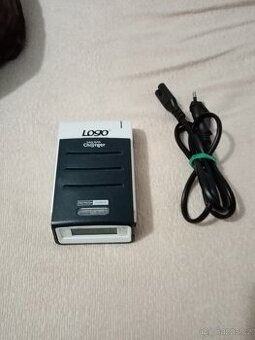 Nabijecka baterii AAA + AA