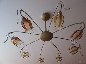 Lustr se skleněnými květy