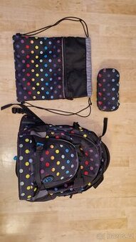 Kvalitní školní batoh Coocazoo, nastavitelná záda