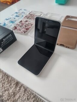 Samsung Galaxy Z Flip 3 5G