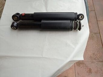 Tlumiče Nissan Cabstar