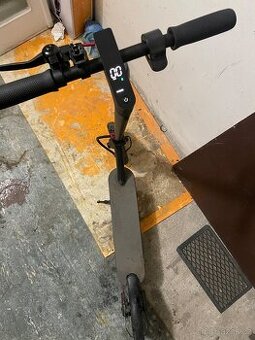 Elektrokoloběžka sencor scooter