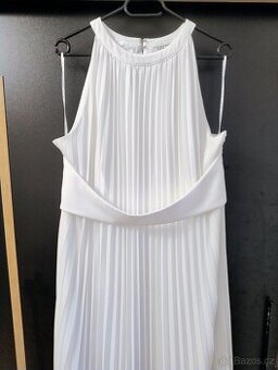 Svatebni saty vel 42 Apart glamour