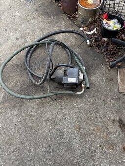 Čerpadlo na naftu bez pistole plné funkční