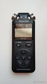 Tascam Mikrofon DR-05 + SD karta (4GB) - 1