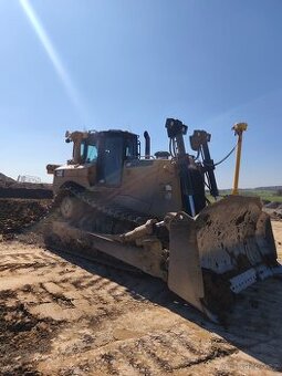 Caterpillar D8