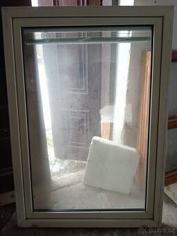 Plastové okno   š 110  x  v 157cm