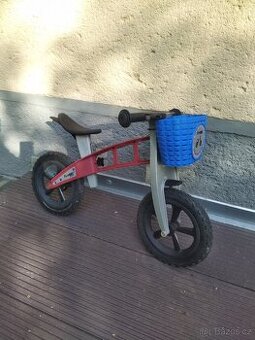 Prodám odrážedlo First Bike