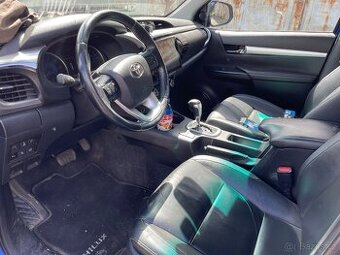 Toyota Hilux 2,4 D 4x4 automat