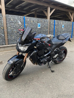 Kawasaki Z750R