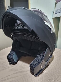 Přilba na motorku / elektrokolobežku