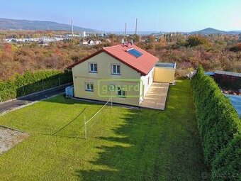 Velkorysý DOMOV pro rodinné bydlení s dostupností služeb a p