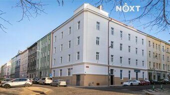 Prodej komerční Obchodní prostory, 103㎡ - 1
