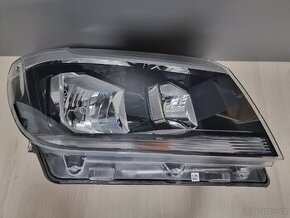 Pravý přední světlomet VW T6