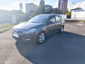 Kia Ceed ED 1.6 CRDi, r.v. 2012 – 195 903 km, STK 06/2026