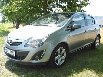 Opel Corsa 1.2,1.majitel,ČR,serviska