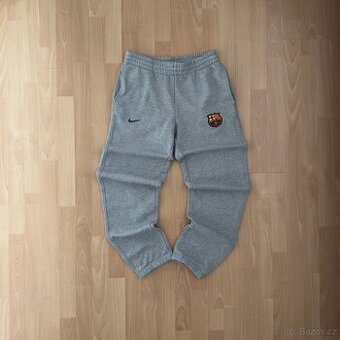 Nike šedé tepláky FC Barcelona | vel. S | skvělý stav