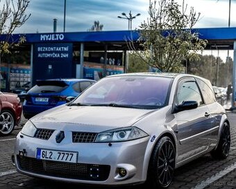 Renault Megane RS Trophy