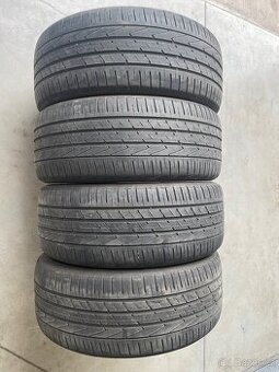 Pneu letní 235/50/19 Hankook