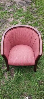 Elegantní klubové křeslo s britským šarmem - Englender
