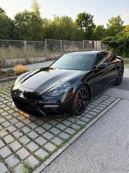 Porsche Panamera Turbo