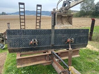 Lopata za traktor