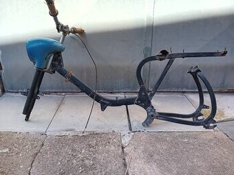 Kostra Jawa 555