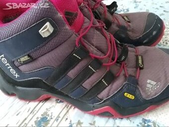 Prodám kotníkové tenisky zn.Adidas Goretex,vel.36