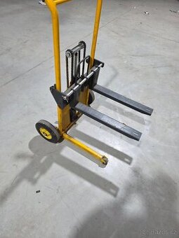 Paletový vozík, manuální